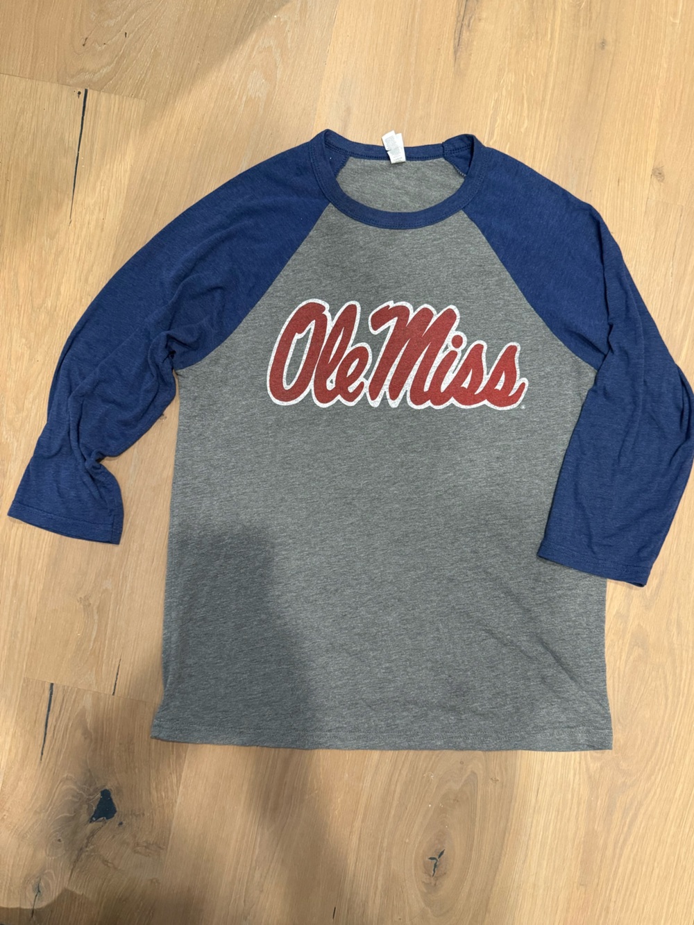 'Ole Miss' Raglan Baseball Tee - Grey & Blue